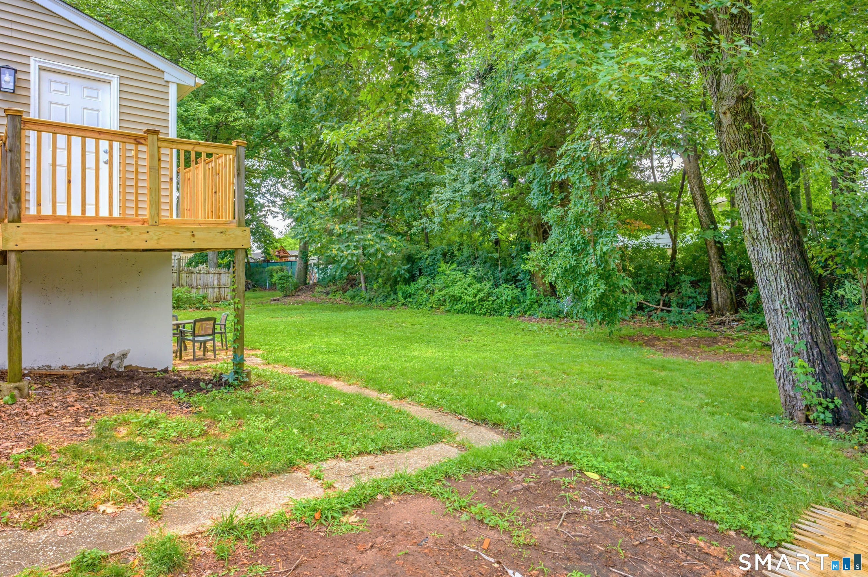 86 Crest Avenue Property Photo 3