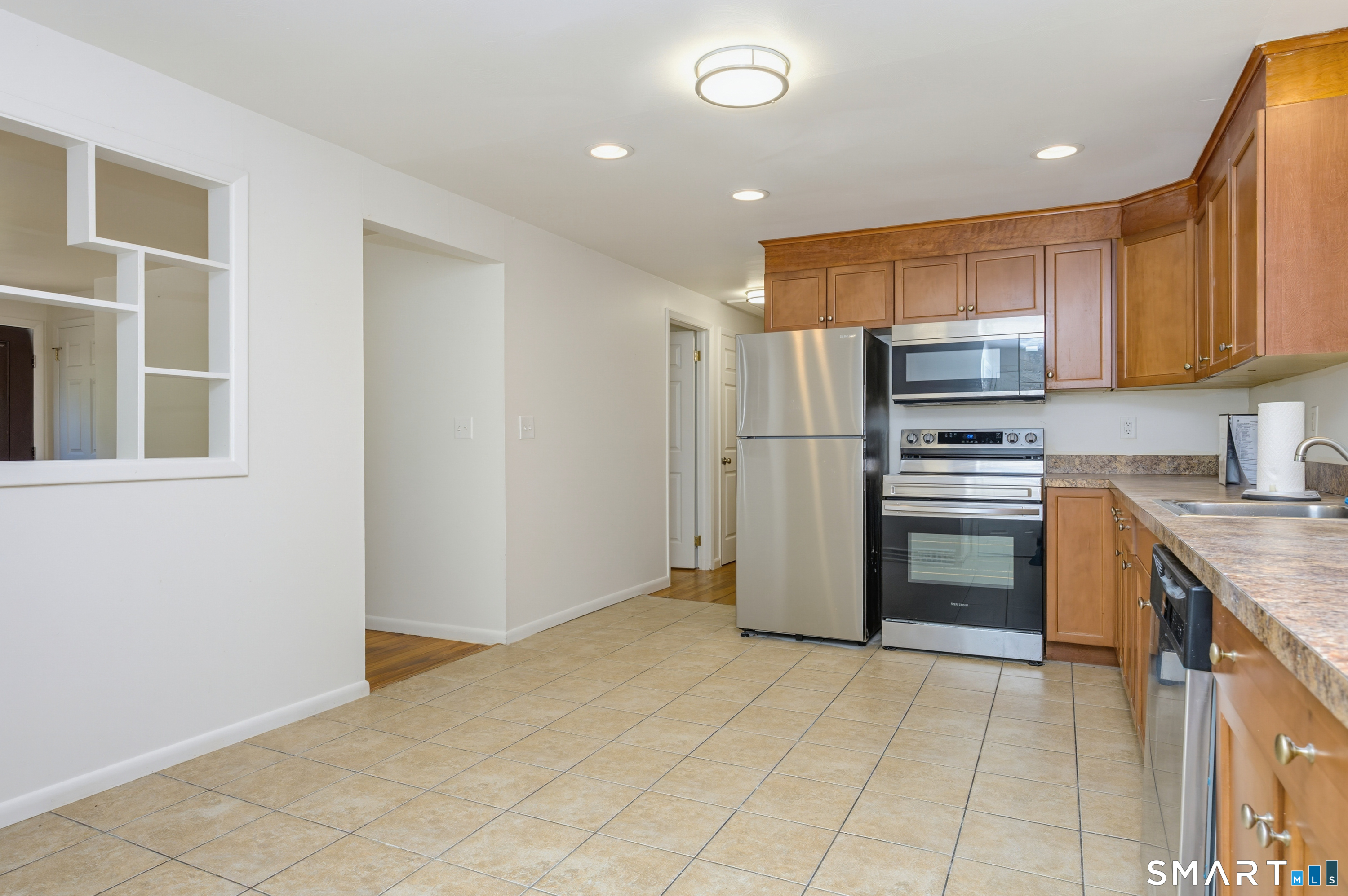 86 Crest Avenue Property Photo 8