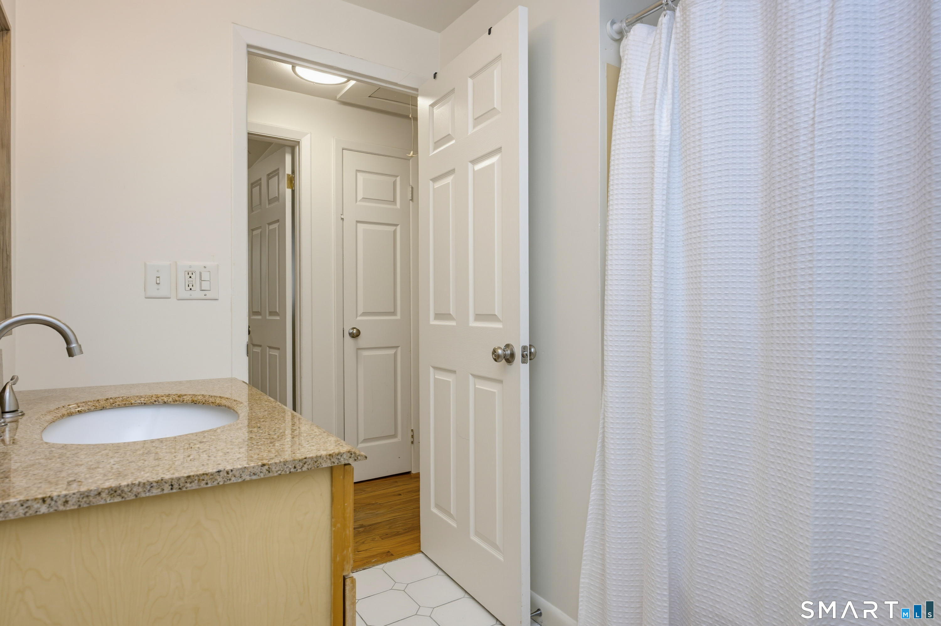 86 Crest Avenue Property Photo 17
