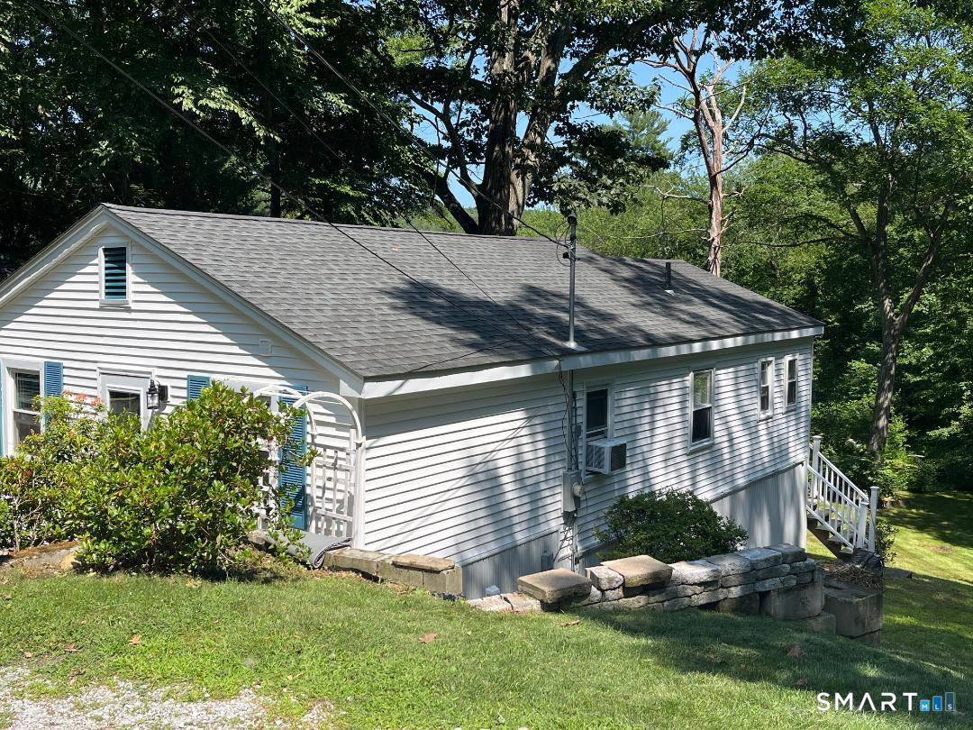 91 White Road Property Photo 3
