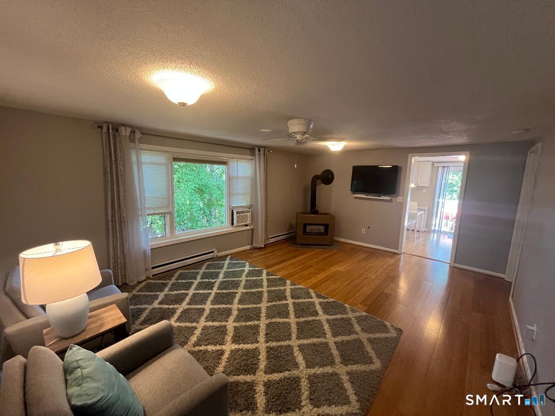 91 White Road Property Photo 6