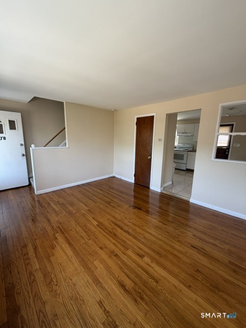 7 Eclipse Avenue Property Photo 5