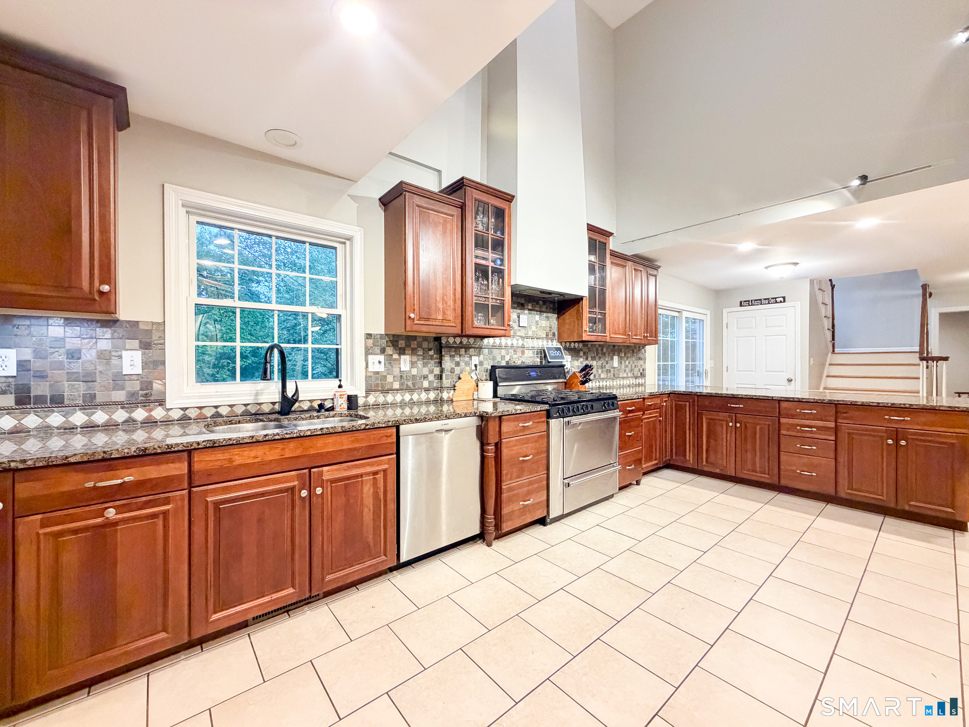 662 Coleman Road Property Photo 4