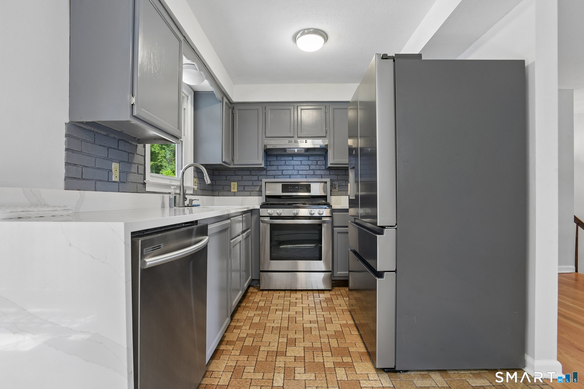 68 Bull Avenue Property Photo 6