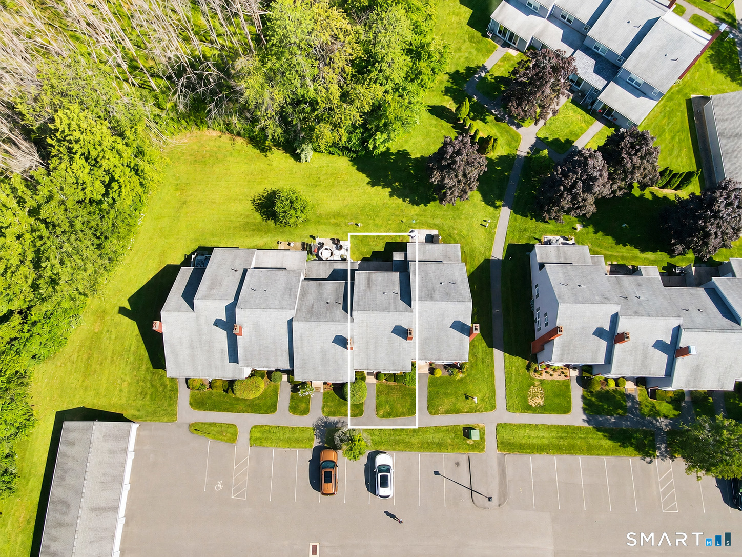 8 Barrington C Drive Property Photo 2