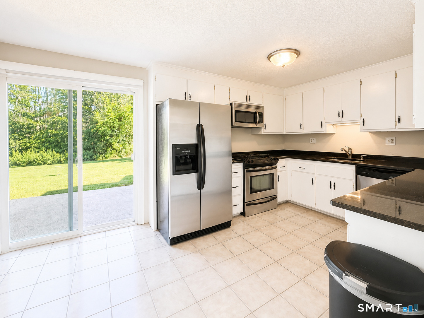8 Barrington C Drive Property Photo 6