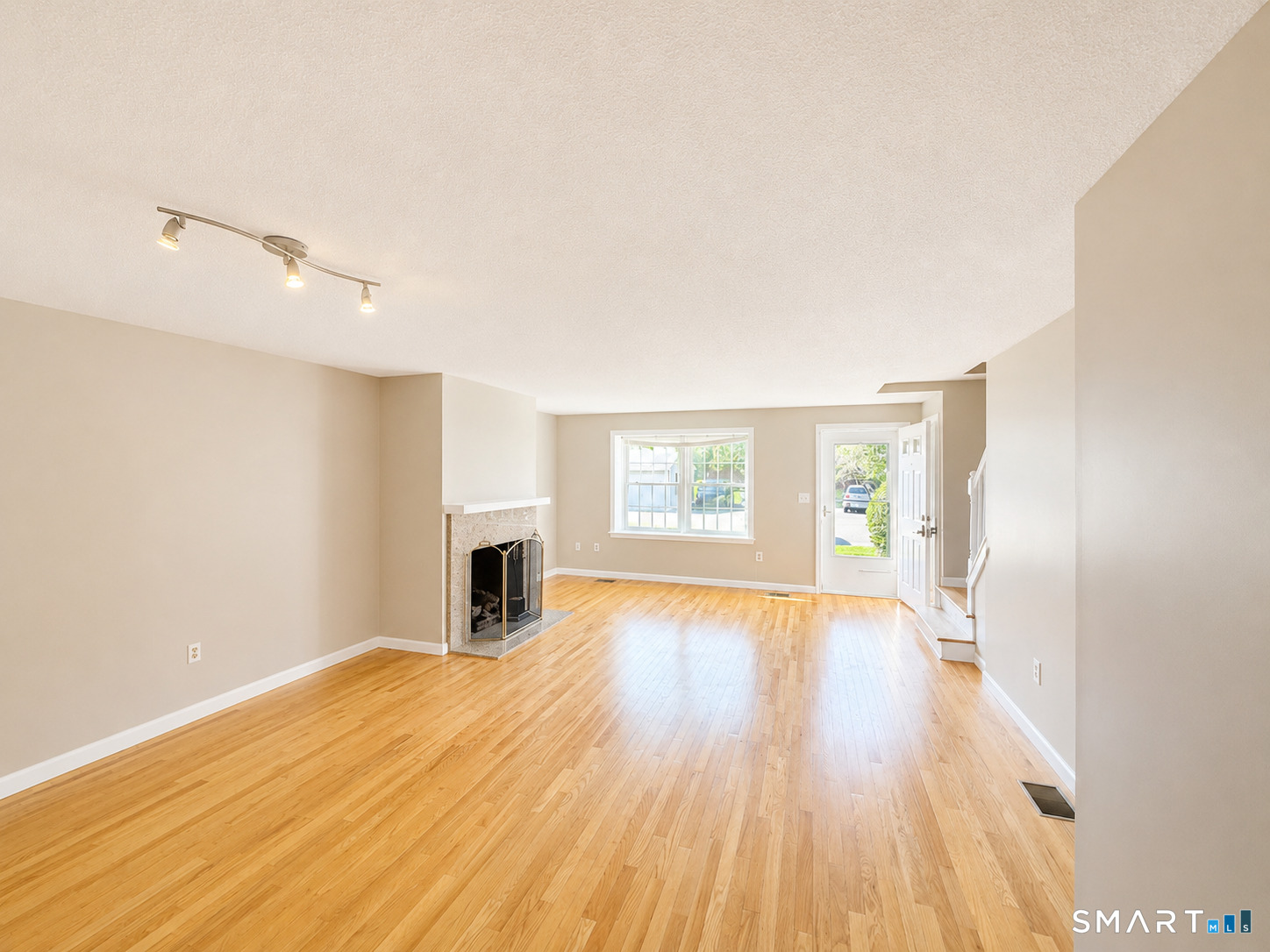 8 Barrington C Drive Property Photo 10