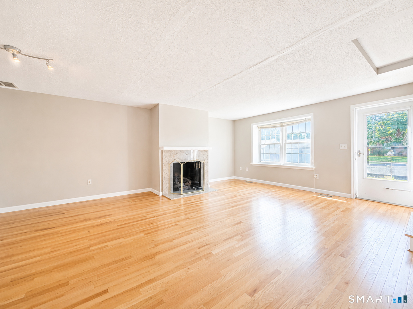 8 Barrington C Drive Property Photo 11