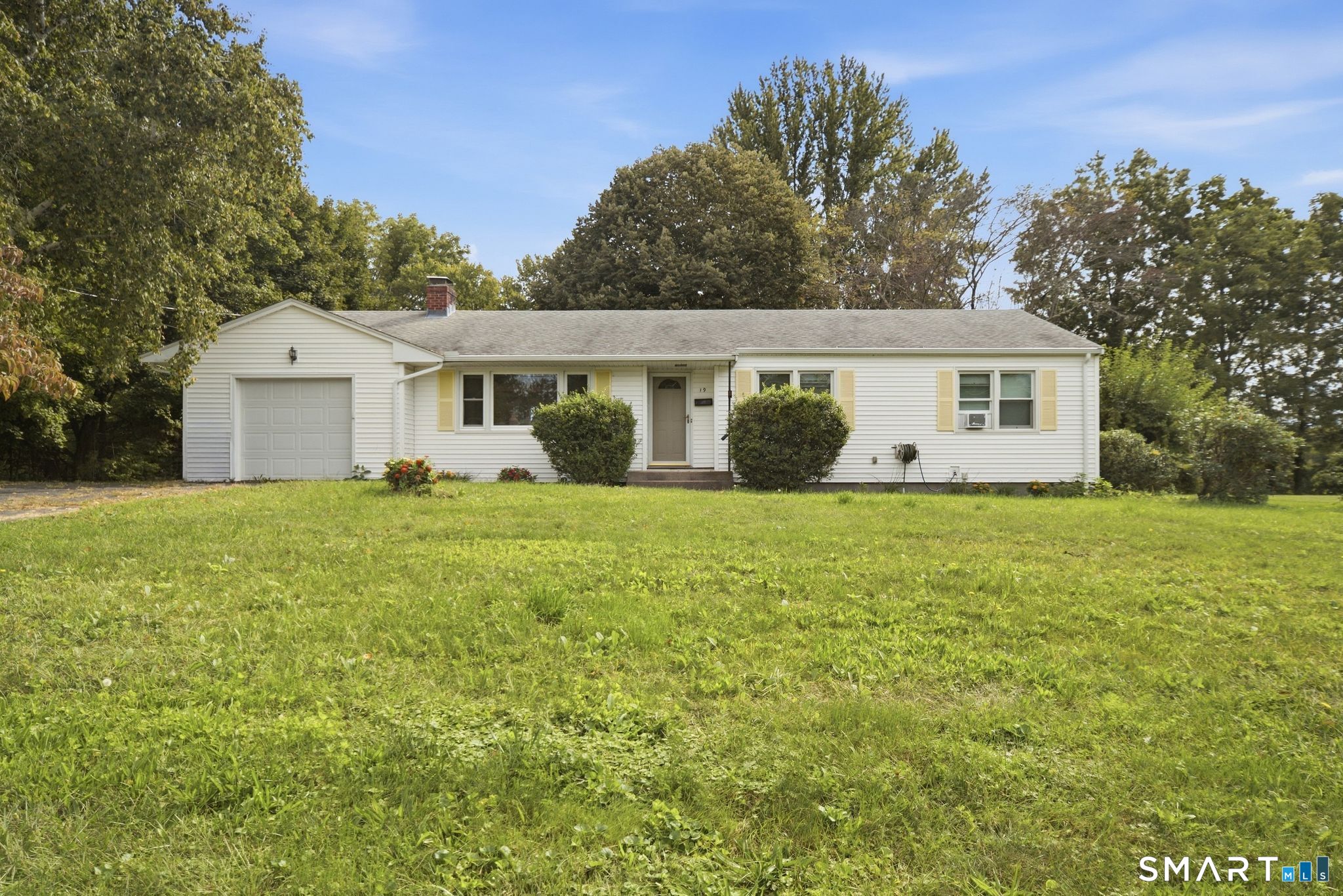 19 Sycamore Road Property Photo 1