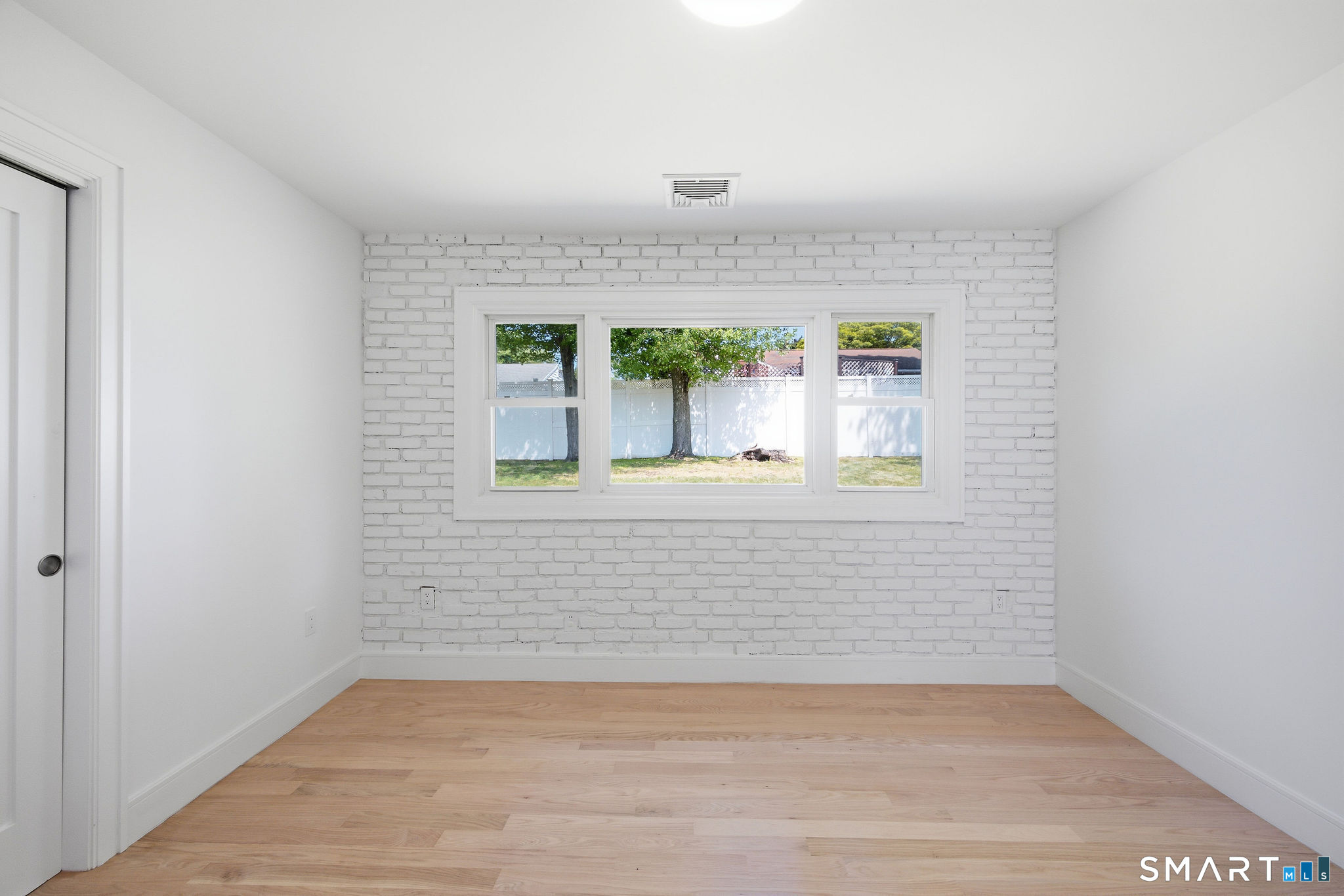 5 Tod Road Property Photo 27