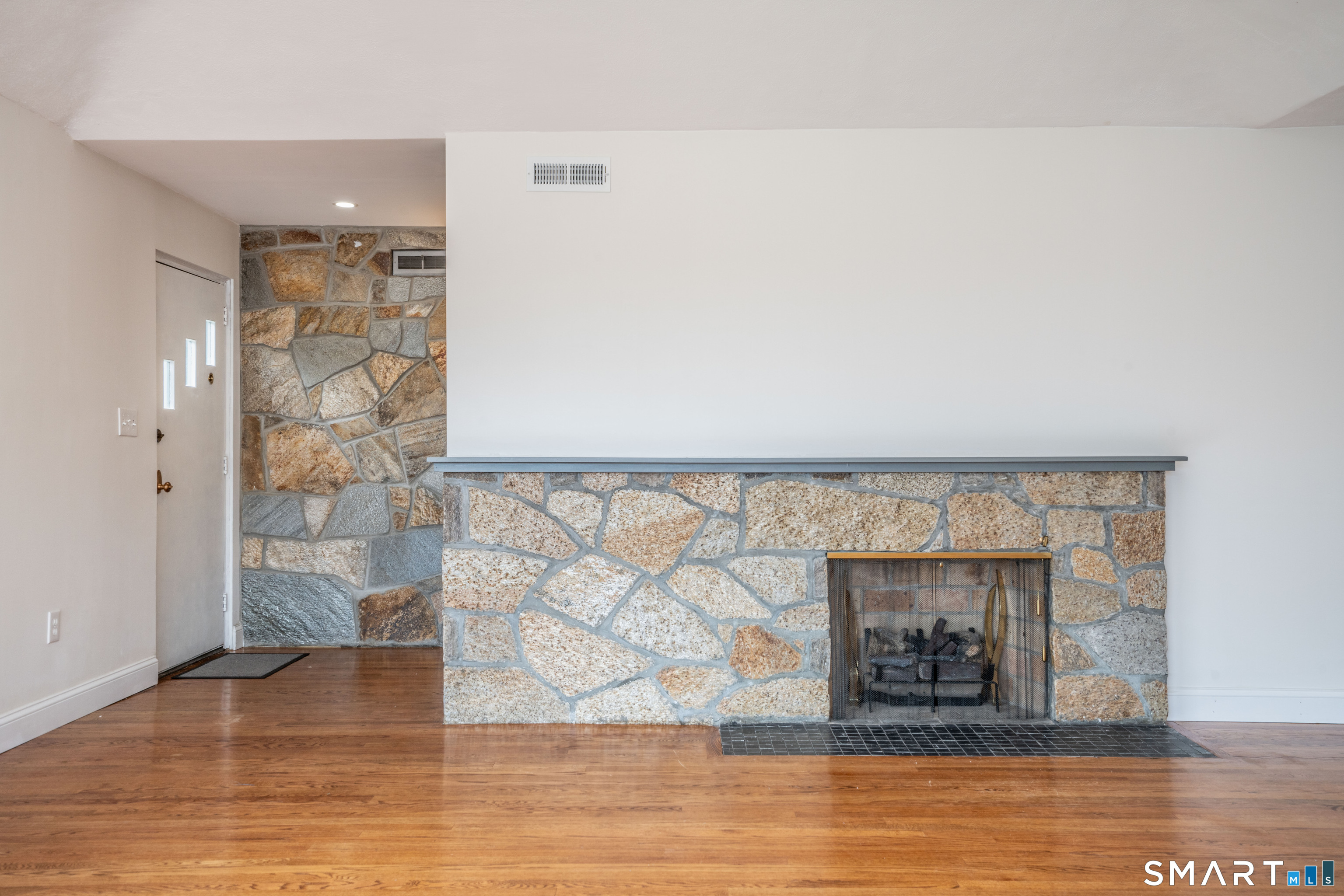 144 Haynes Road Property Photo 6