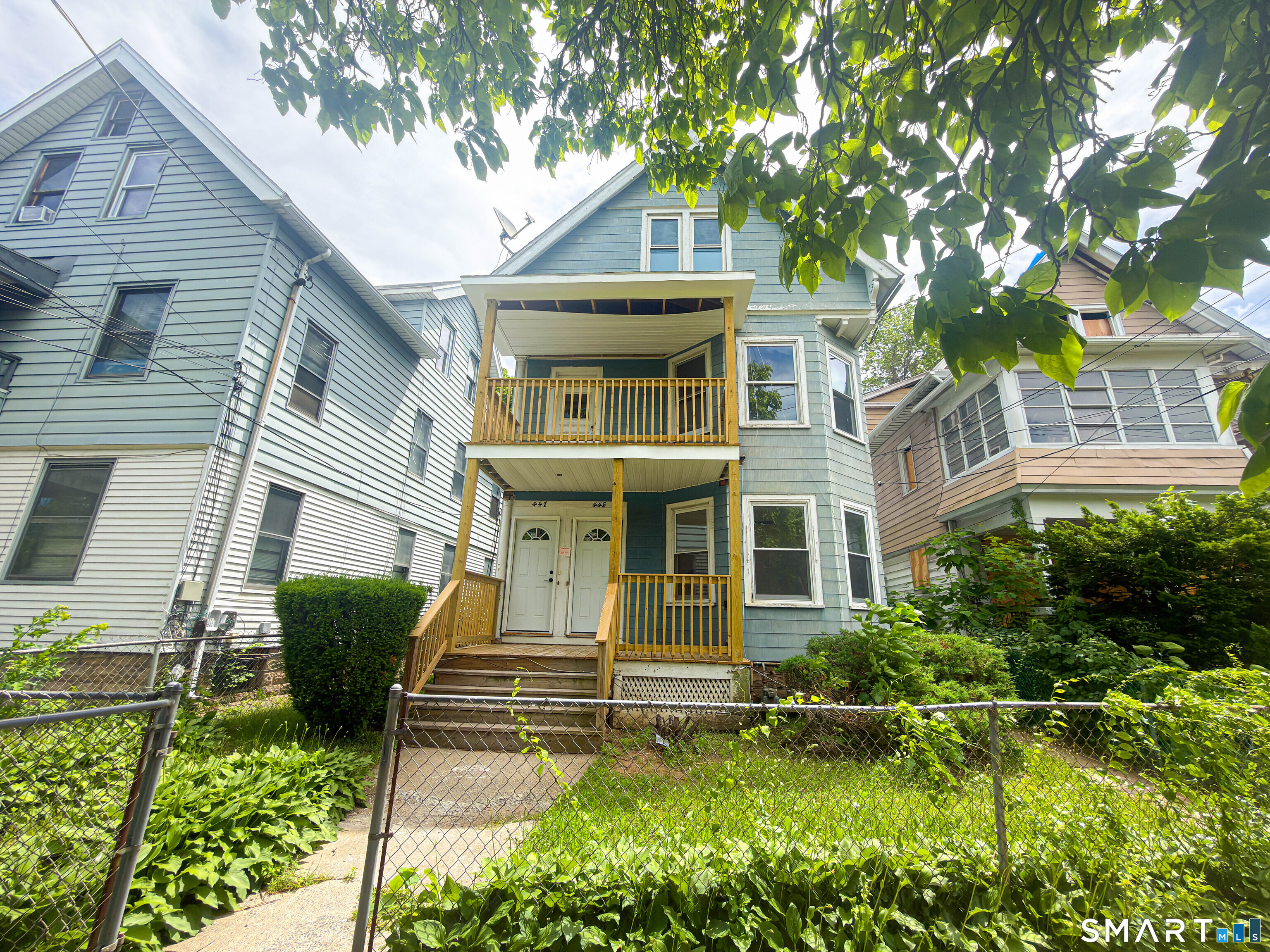 445 Dixwell Avenue Property Photo 1