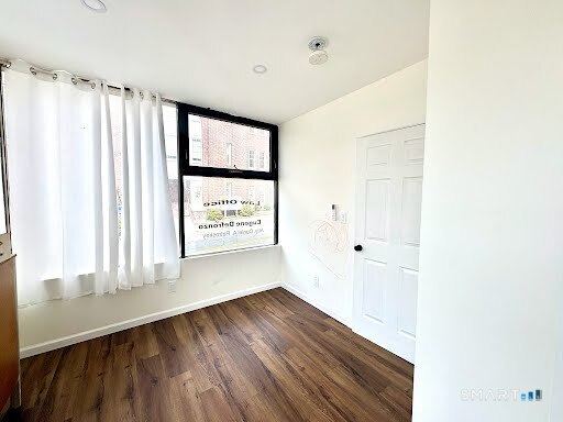 61 Field 101 Street Property Photo 4