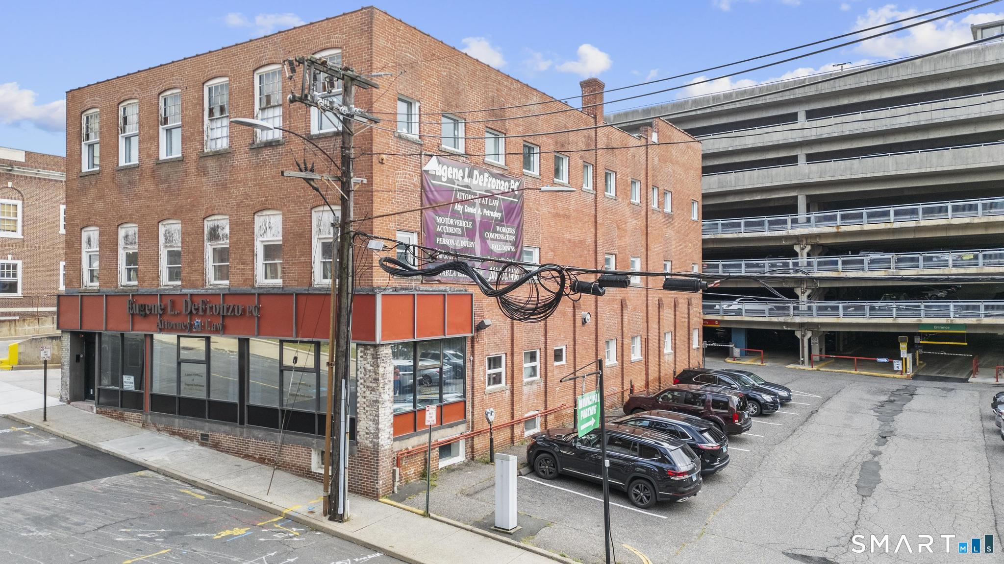 61 Field 101 Street Property Photo 6