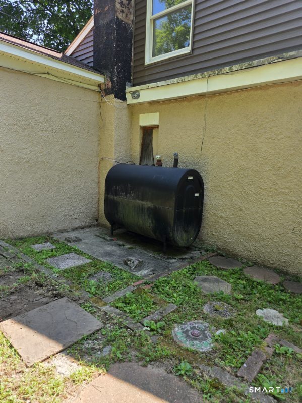 12 Woodlawn Avenue Property Photo 8