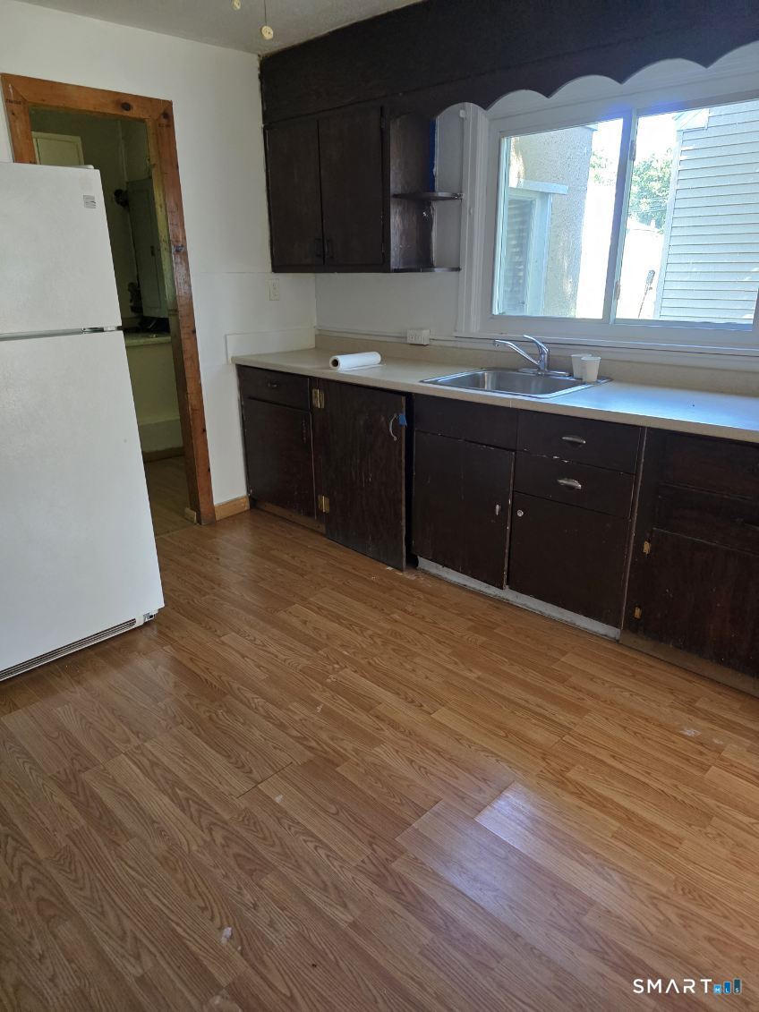 12 Woodlawn Avenue Property Photo 16