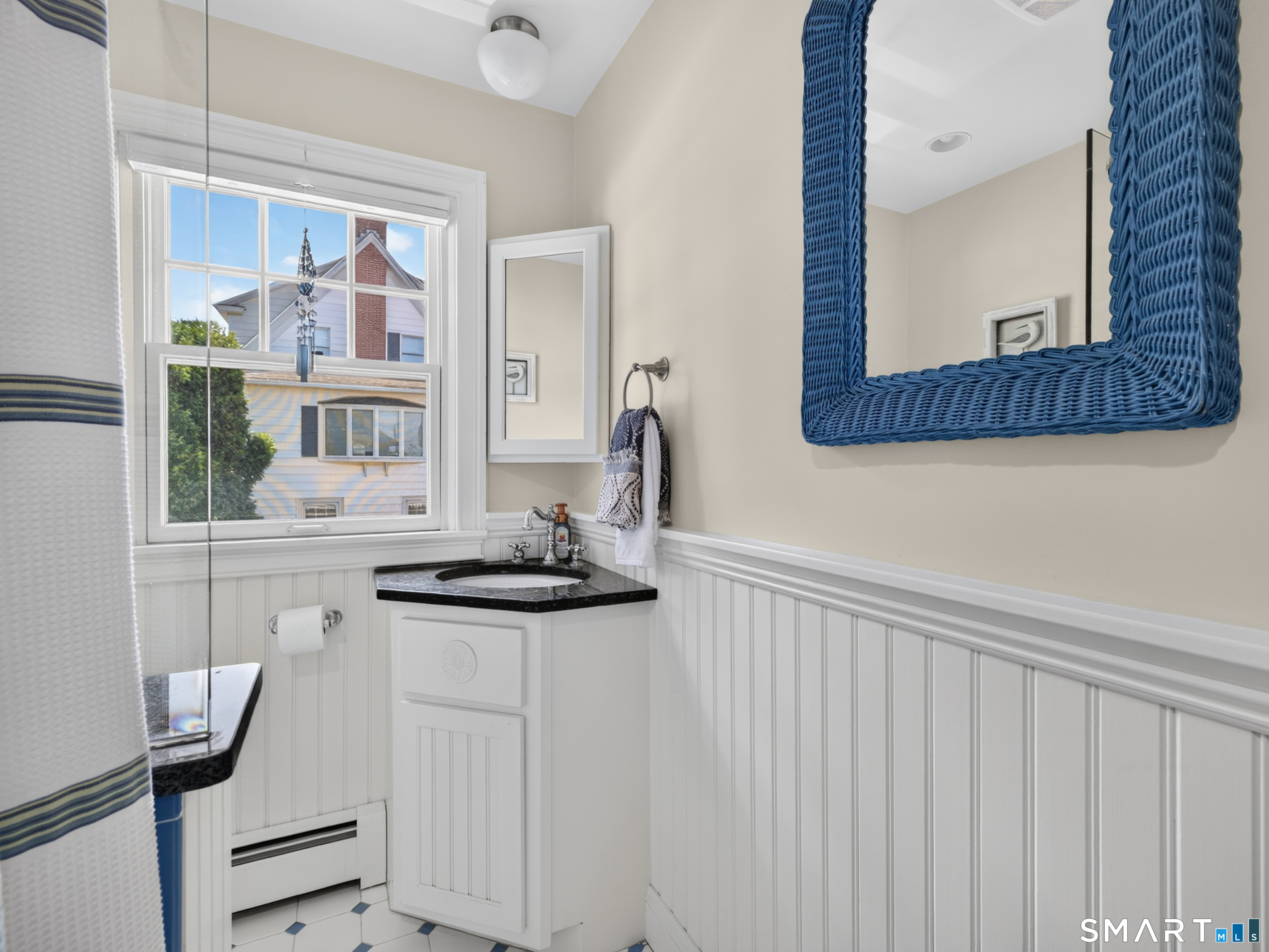 415 Pequot Avenue Property Photo 29
