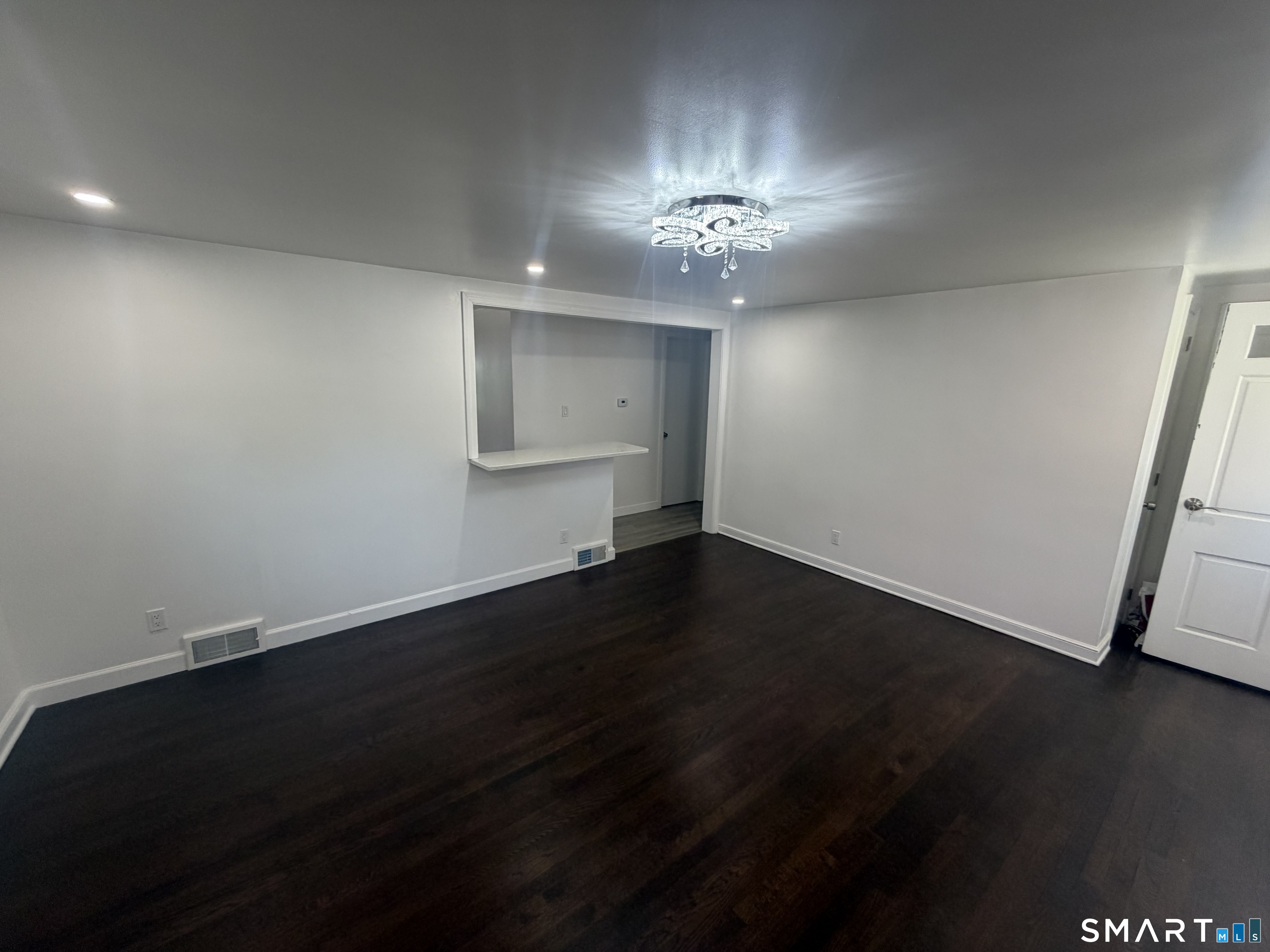 24194655 Property Photo 4