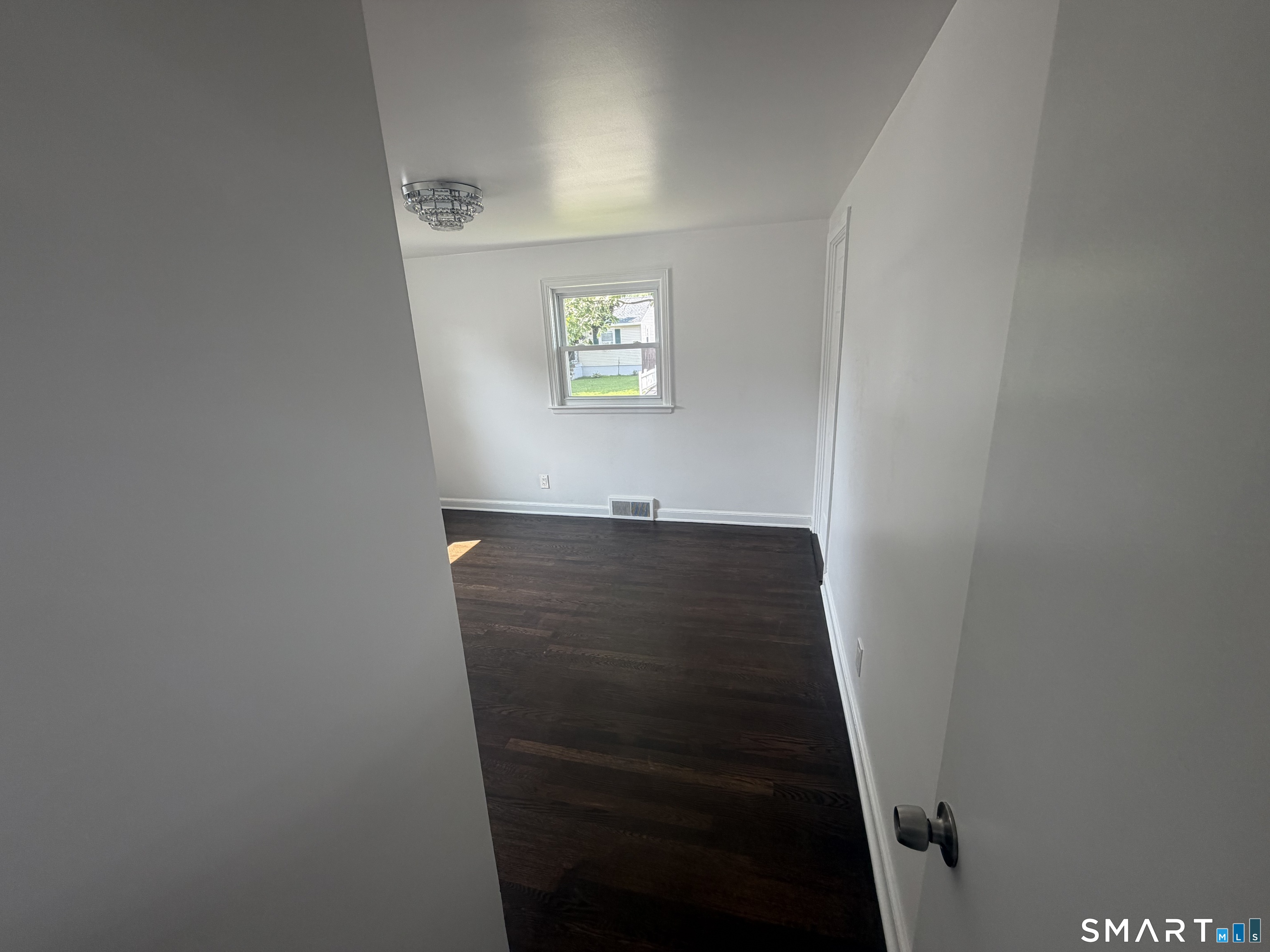 24194655 Property Photo 8