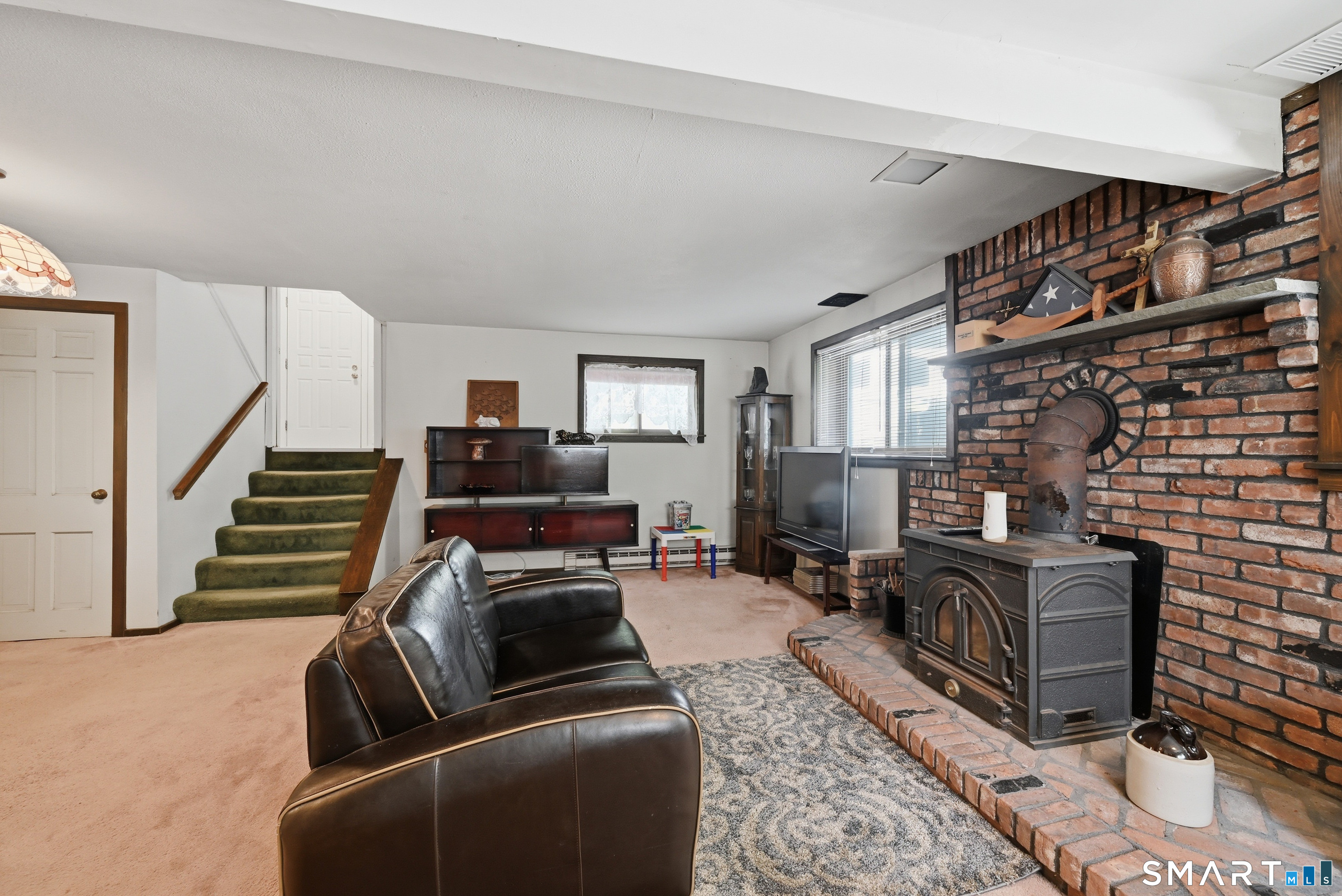 42 Linda Lane Property Photo 22