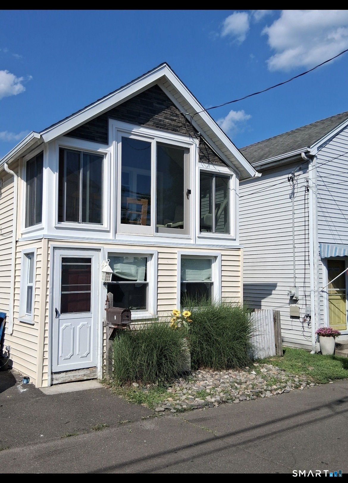 9 Wood Avenue Property Photo 2