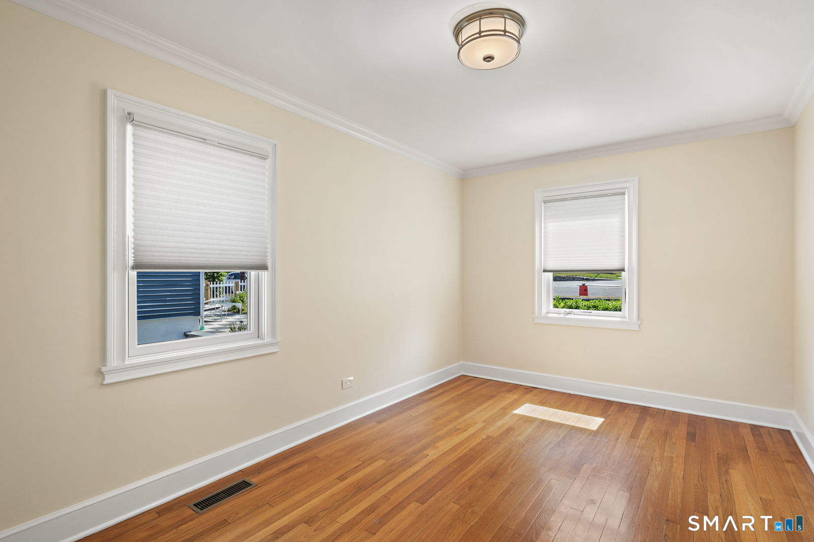 106 Henry A Street Property Photo 17