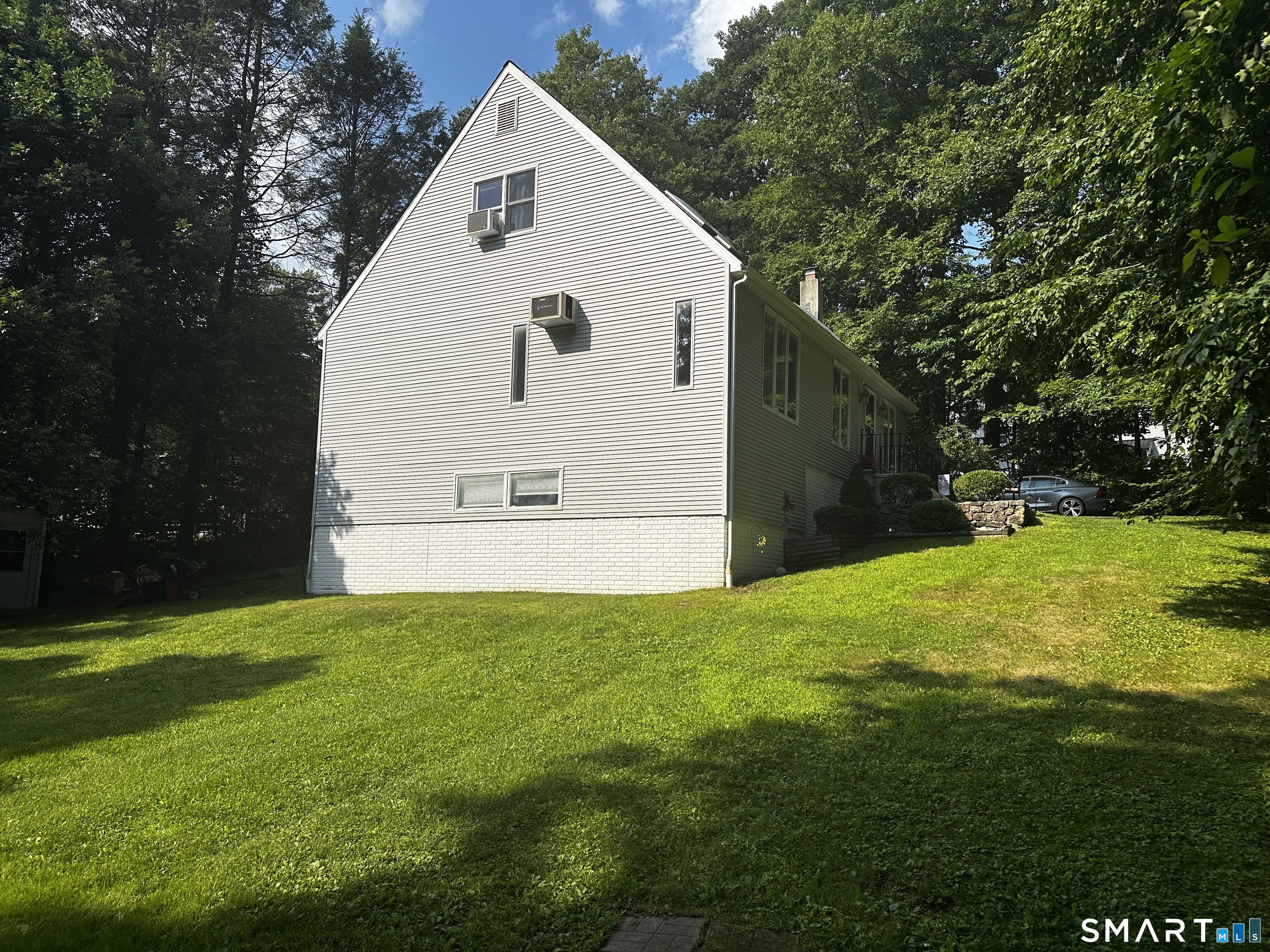 51 Rocky Hill Road Property Photo 2