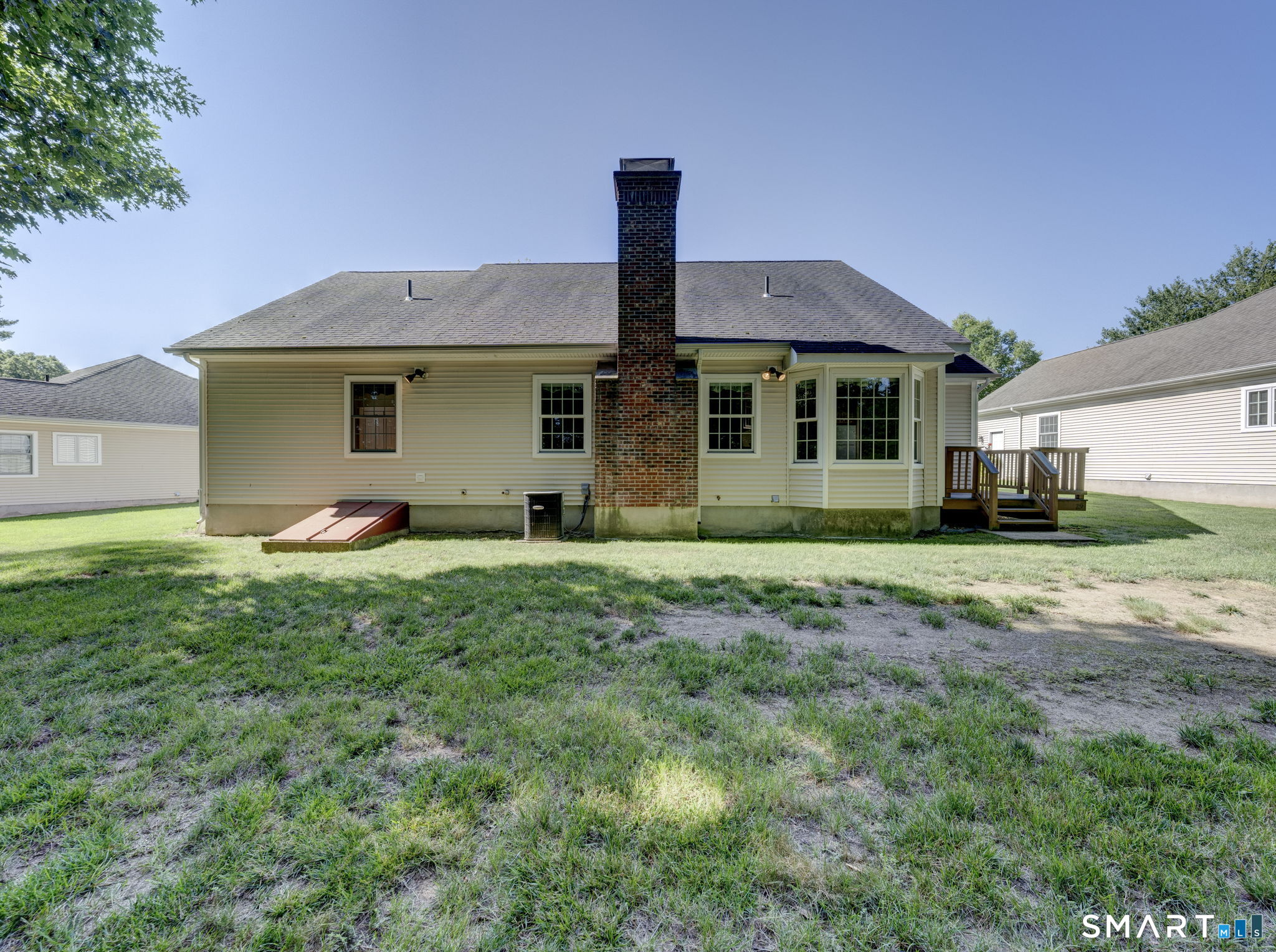 29 Cheney Lane Property Photo 5