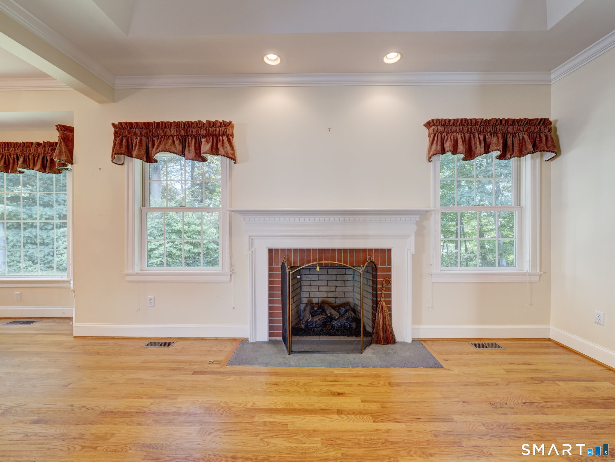29 Cheney Lane Property Photo 8
