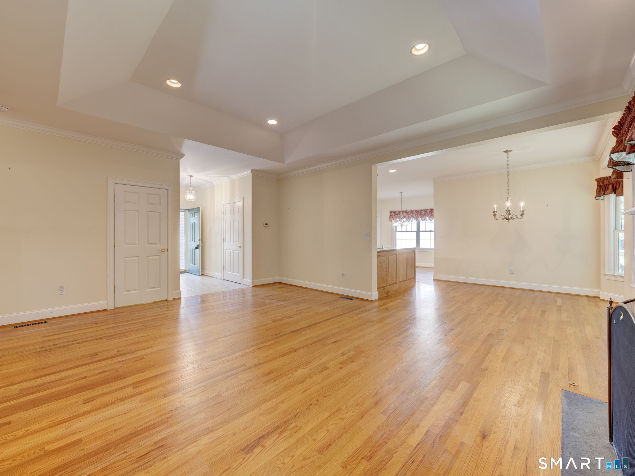 29 Cheney Lane Property Photo 9