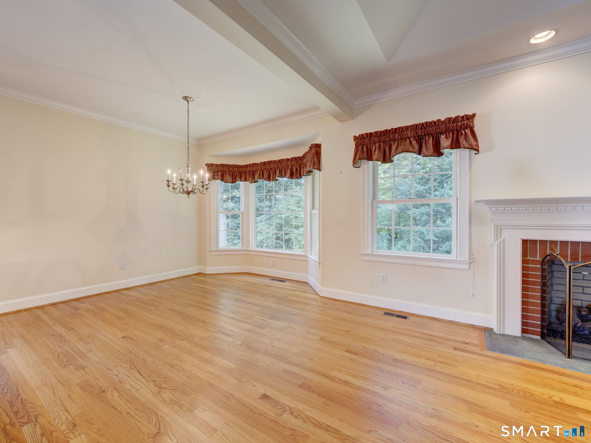 29 Cheney Lane Property Photo 10