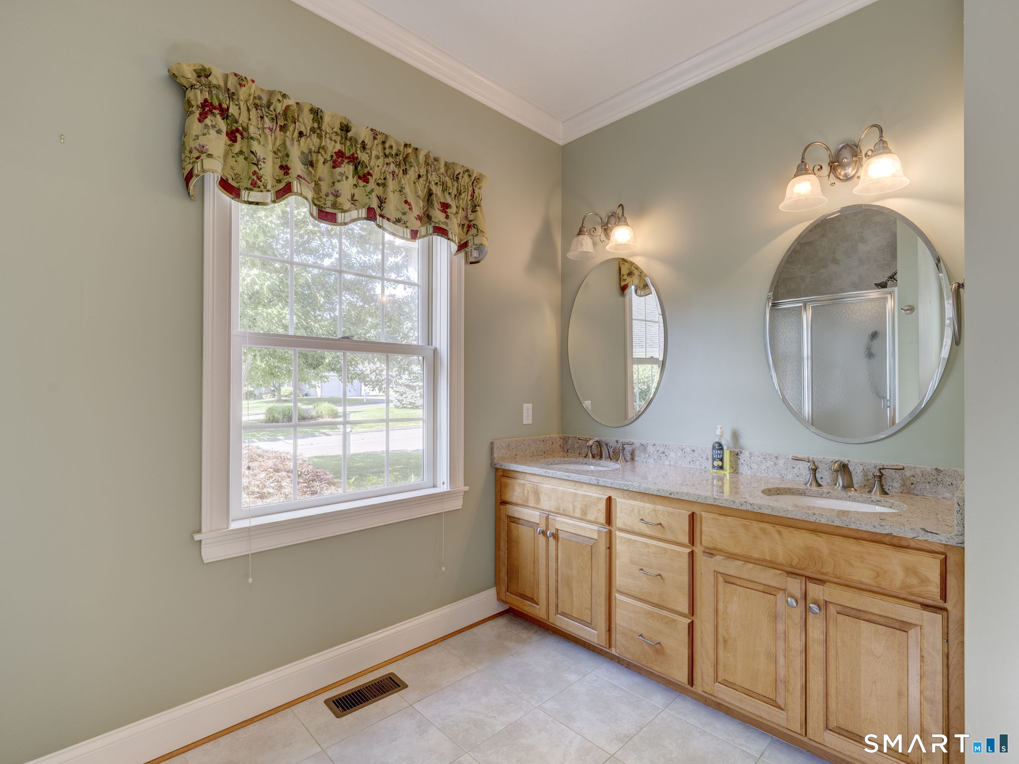 29 Cheney Lane Property Photo 20
