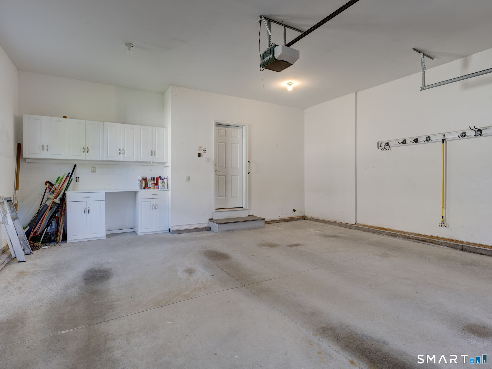 29 Cheney Lane Property Photo 31