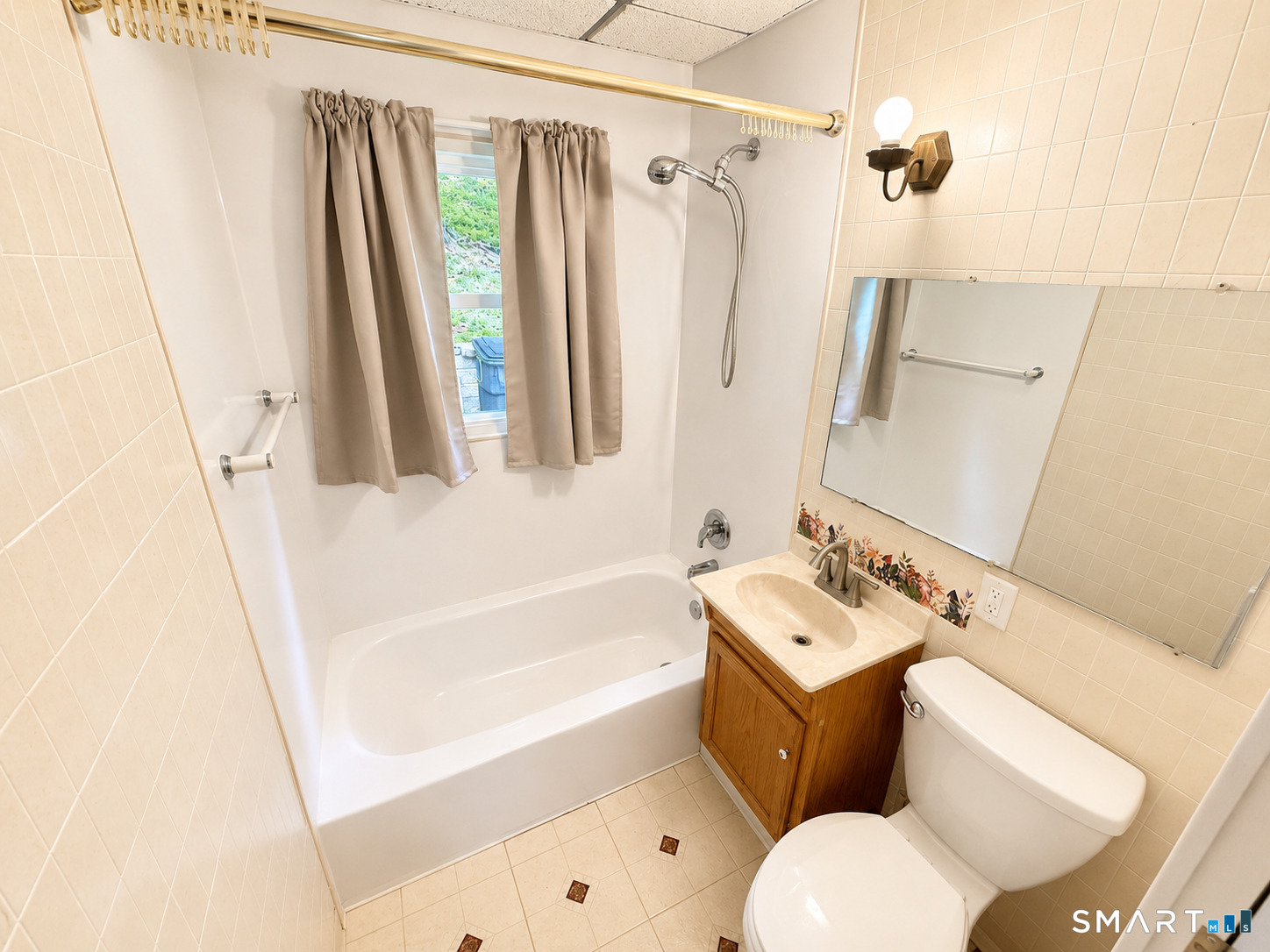 298 New Litchfield Street Property Photo 14