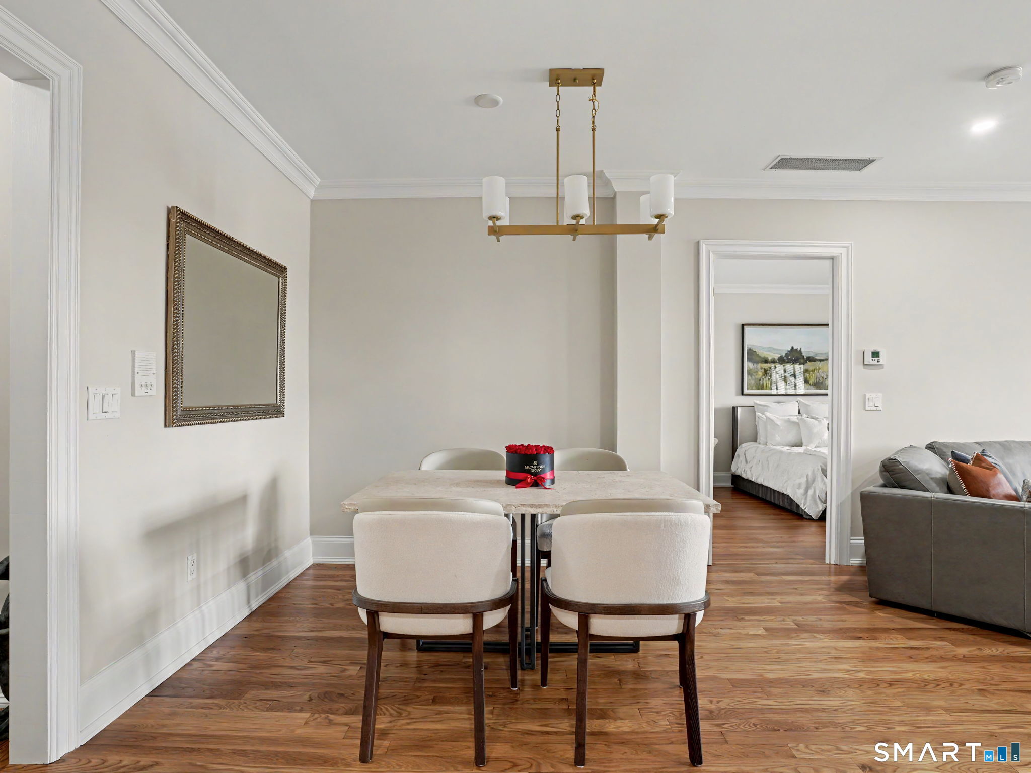 136 East 4b Avenue Property Photo 8