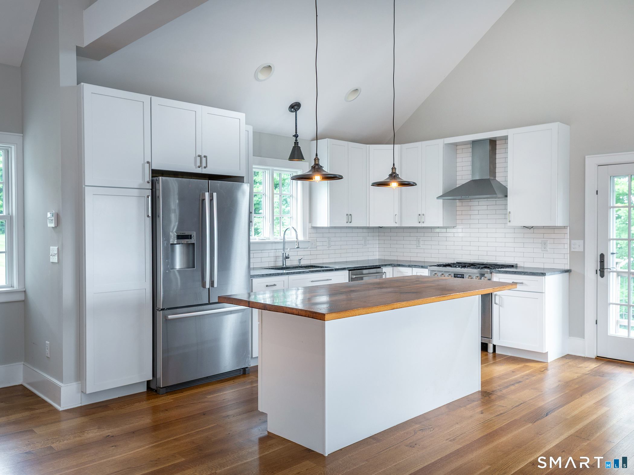 21 Hemlock Road Property Photo 8