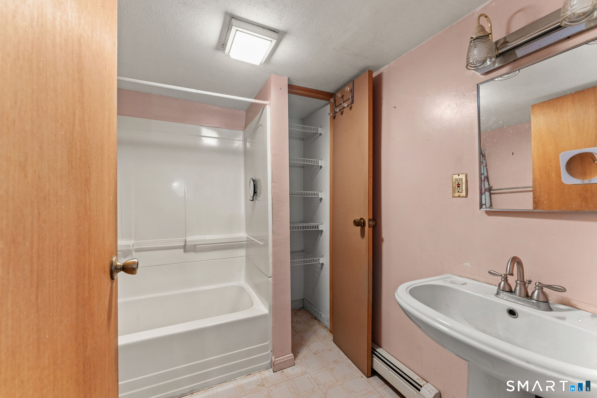 196 Lake East Drive Property Photo 10