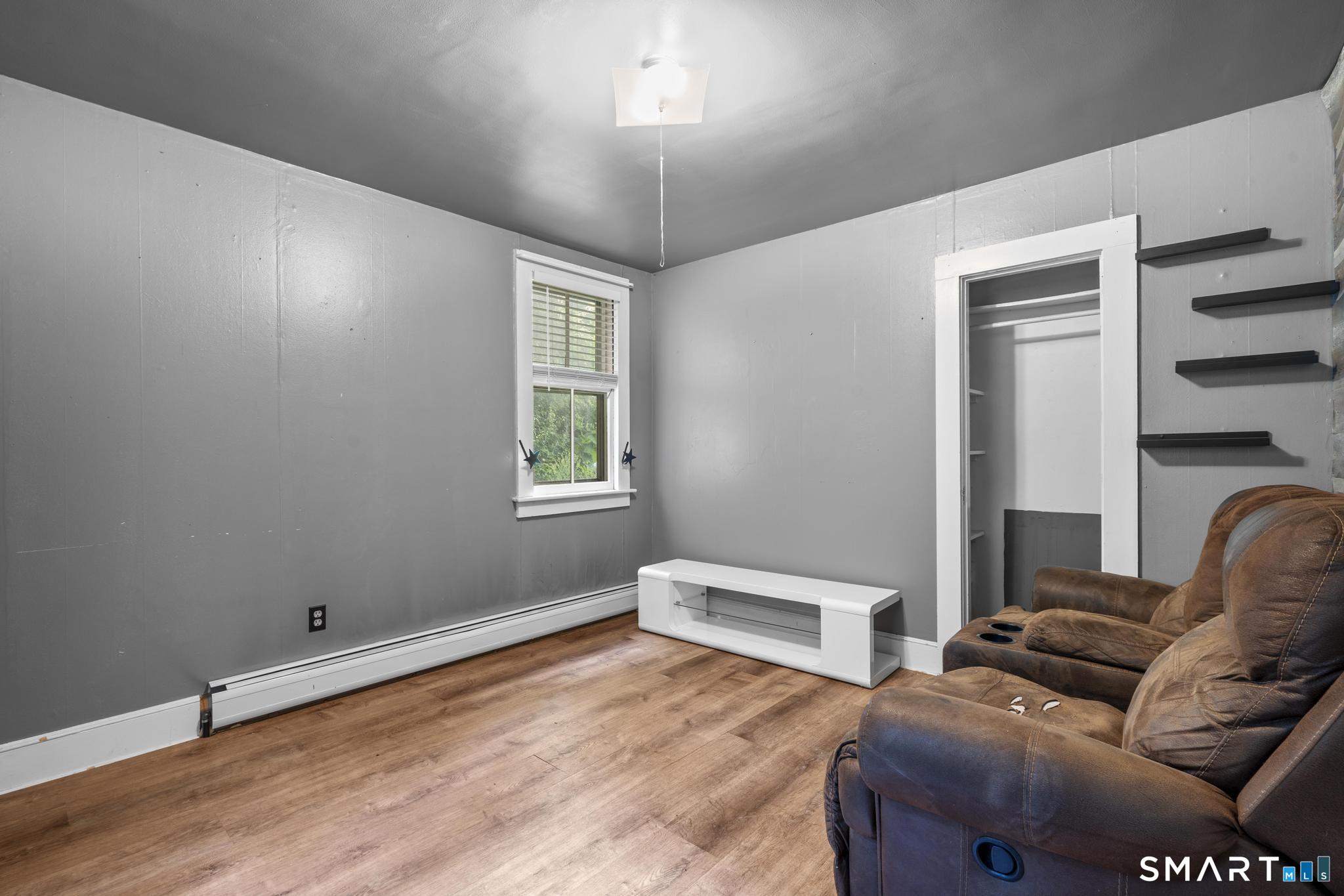 41 Old Farms Road Property Photo 8