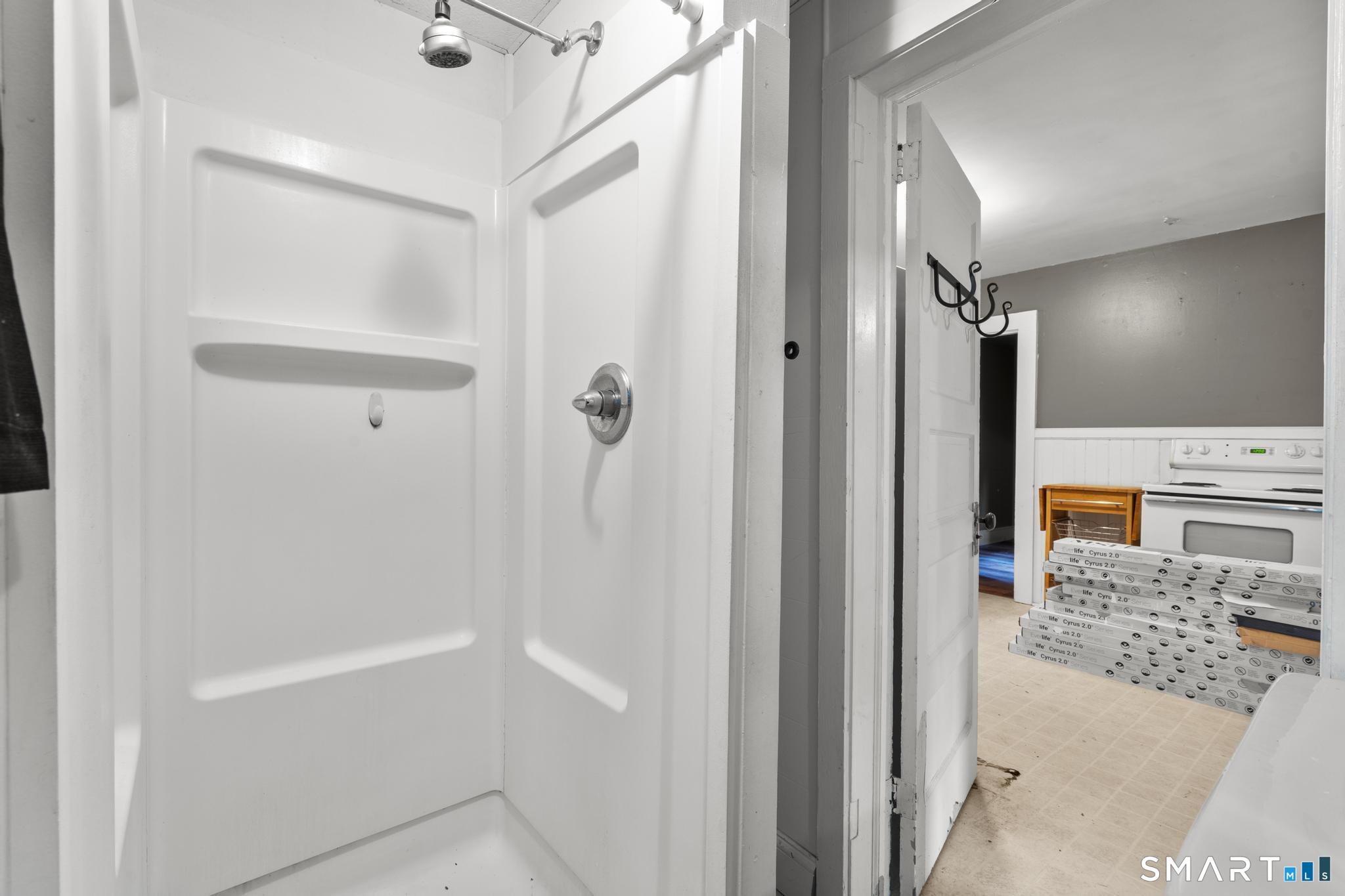 41 Old Farms Road Property Photo 10