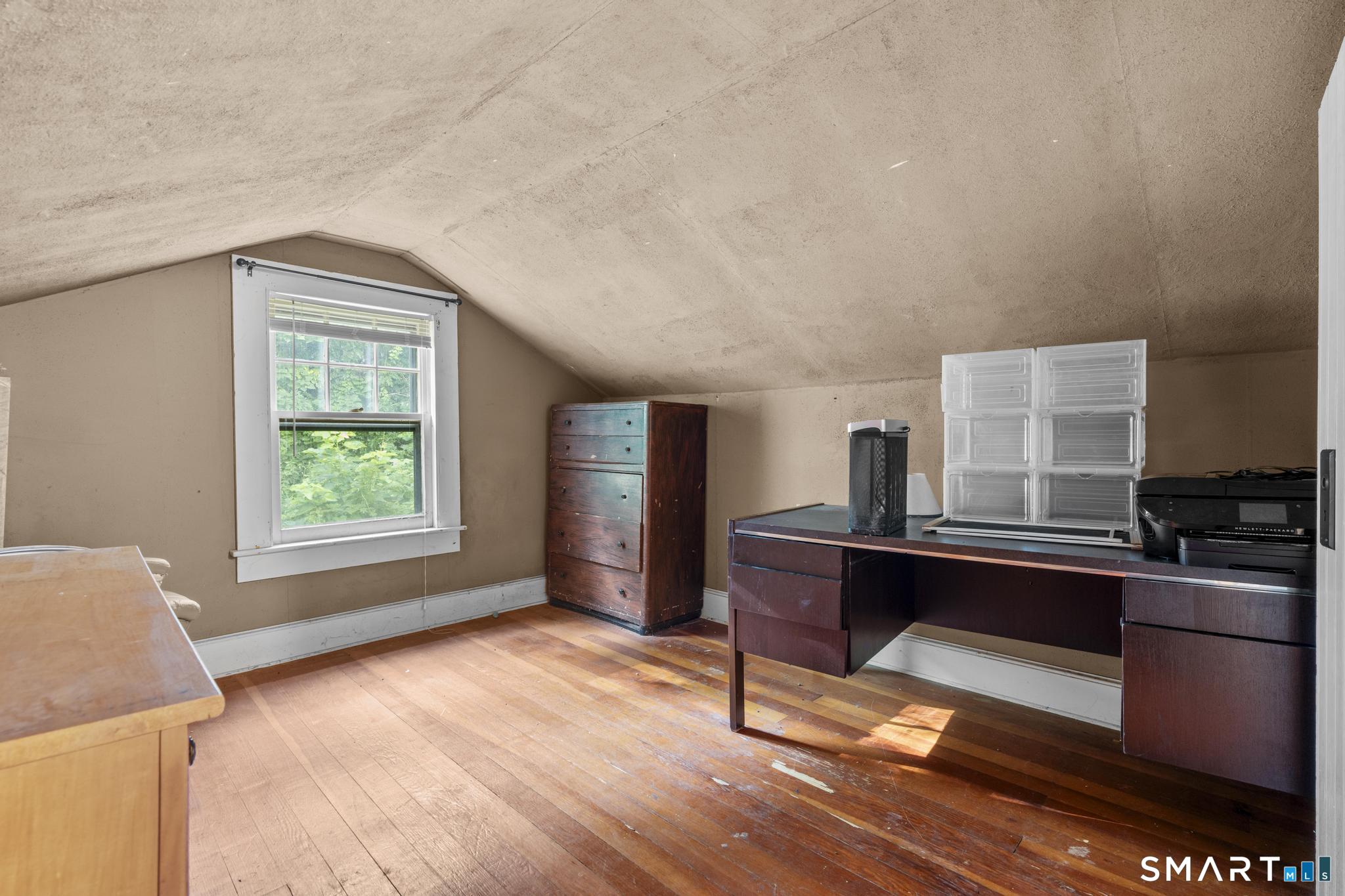 41 Old Farms Road Property Photo 11