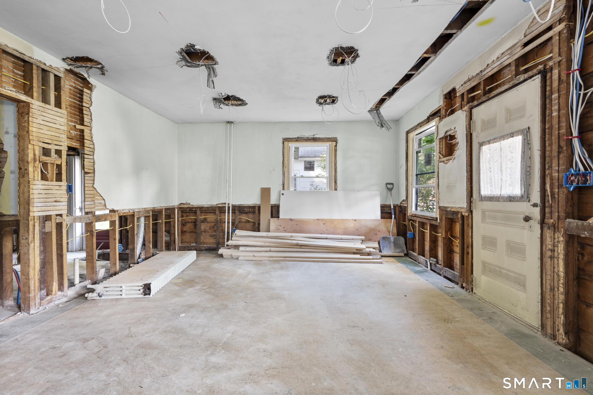 41 Old Farms Road Property Photo 18