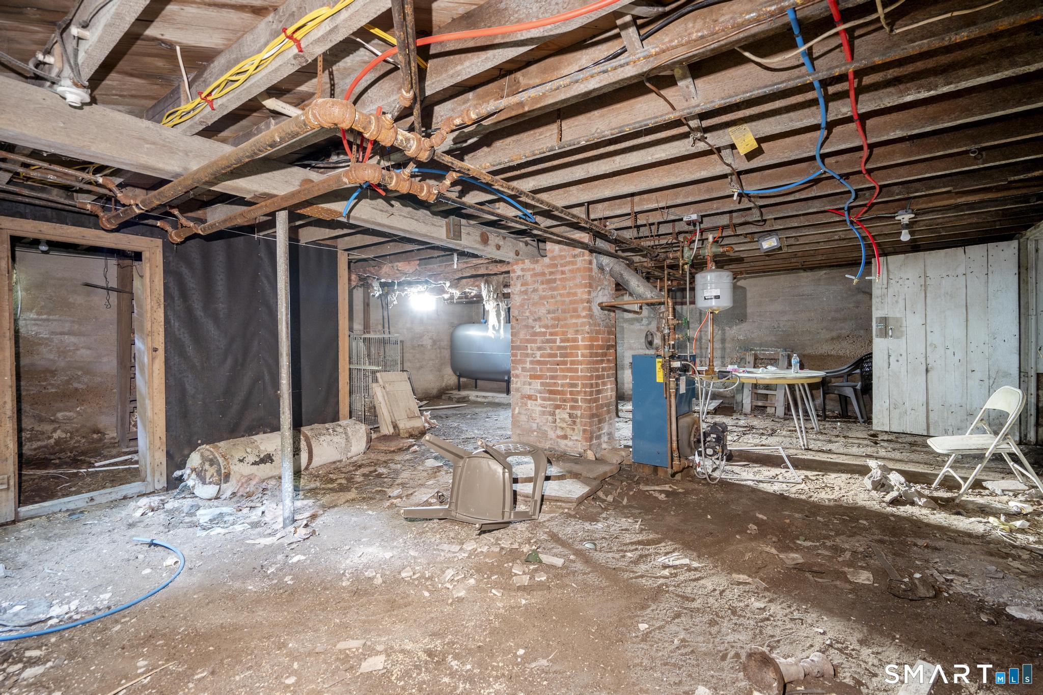 41 Old Farms Road Property Photo 33