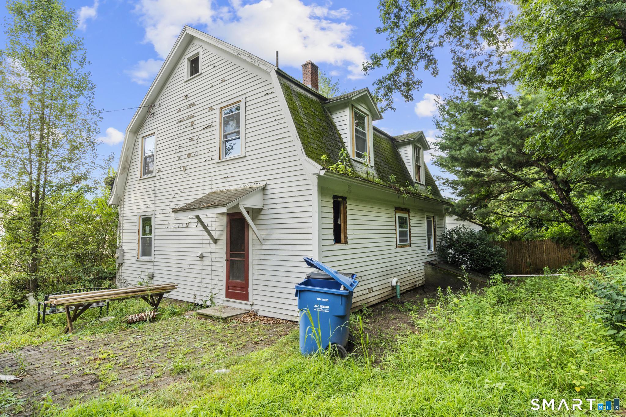 41 Old Farms Road Property Photo 35