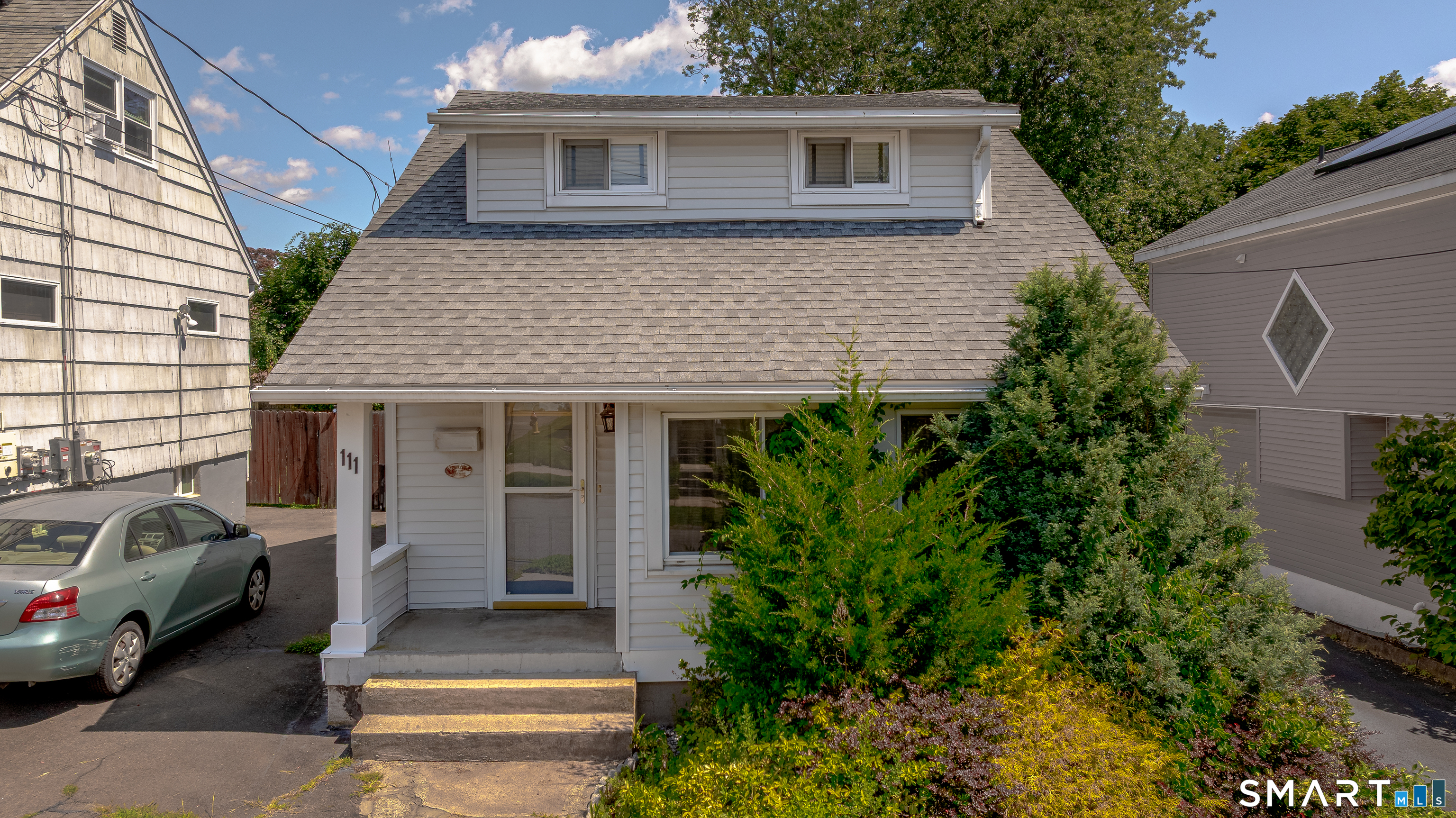 111 Arlington Street Property Photo 1