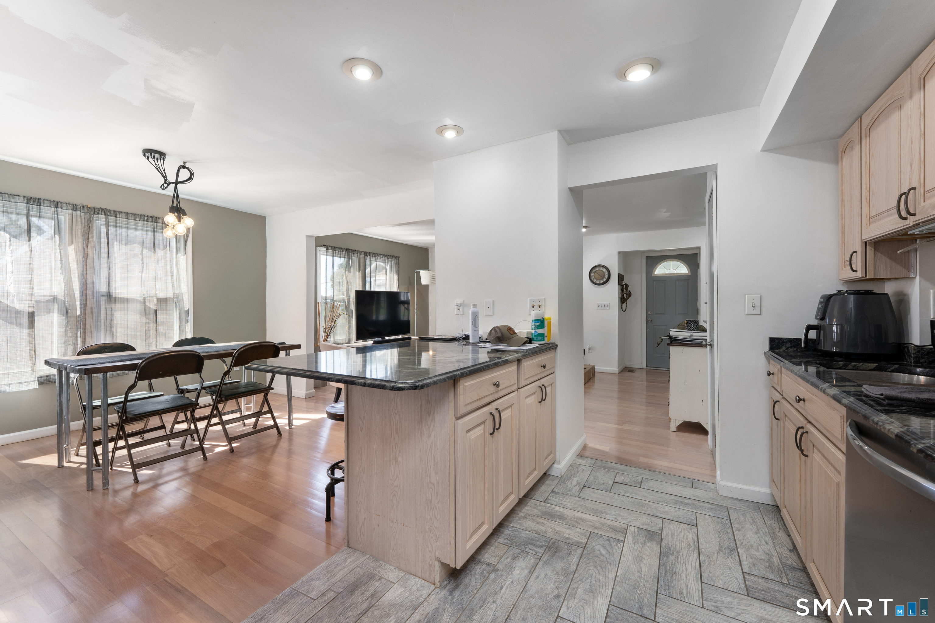 111 Arlington Street Property Photo 17