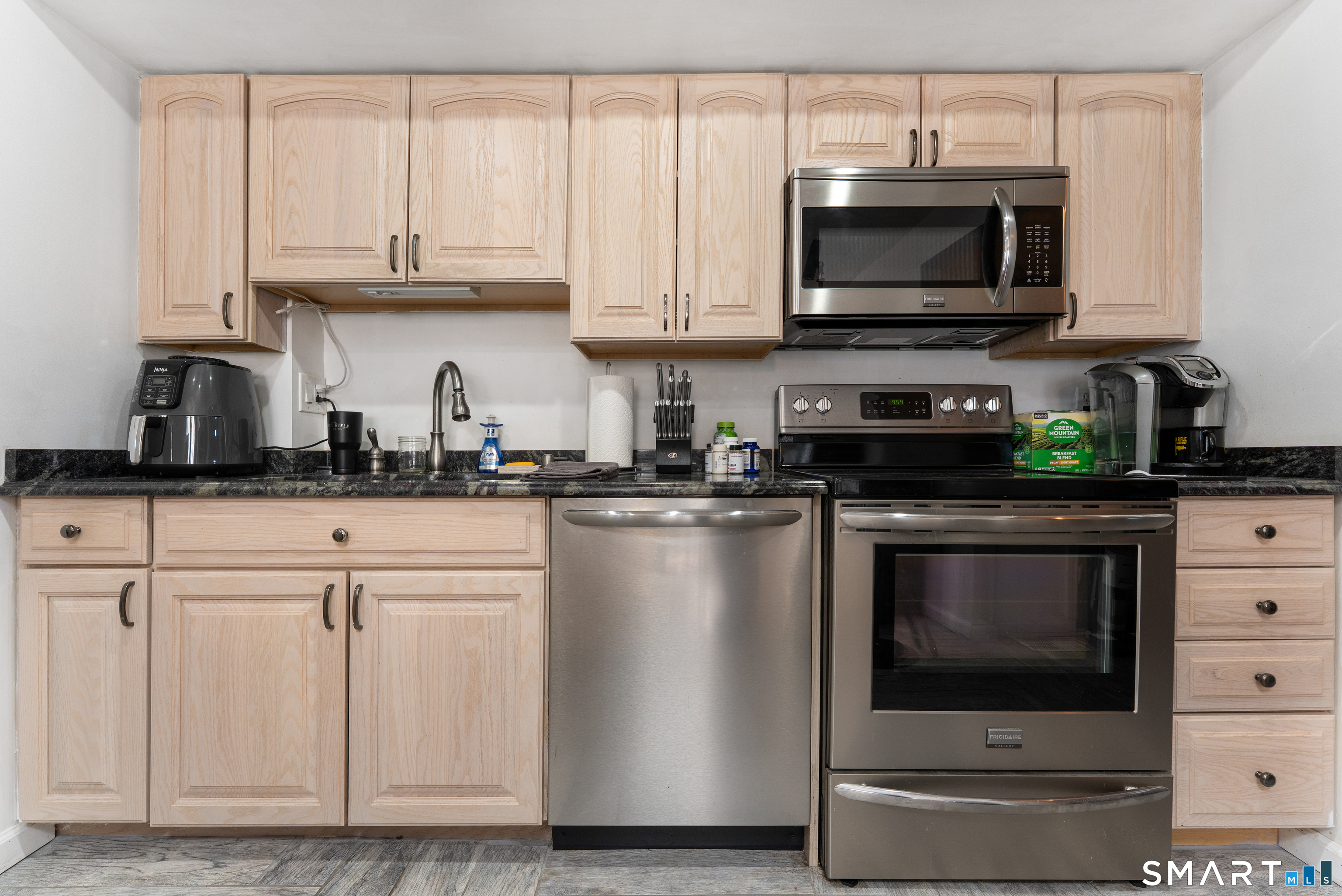 111 Arlington Street Property Photo 19