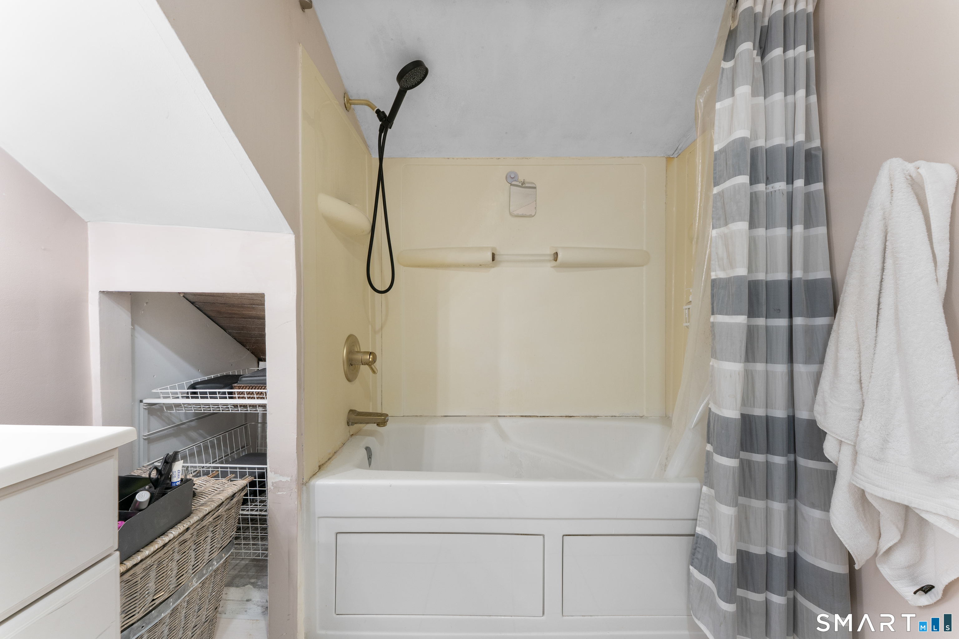 111 Arlington Street Property Photo 24