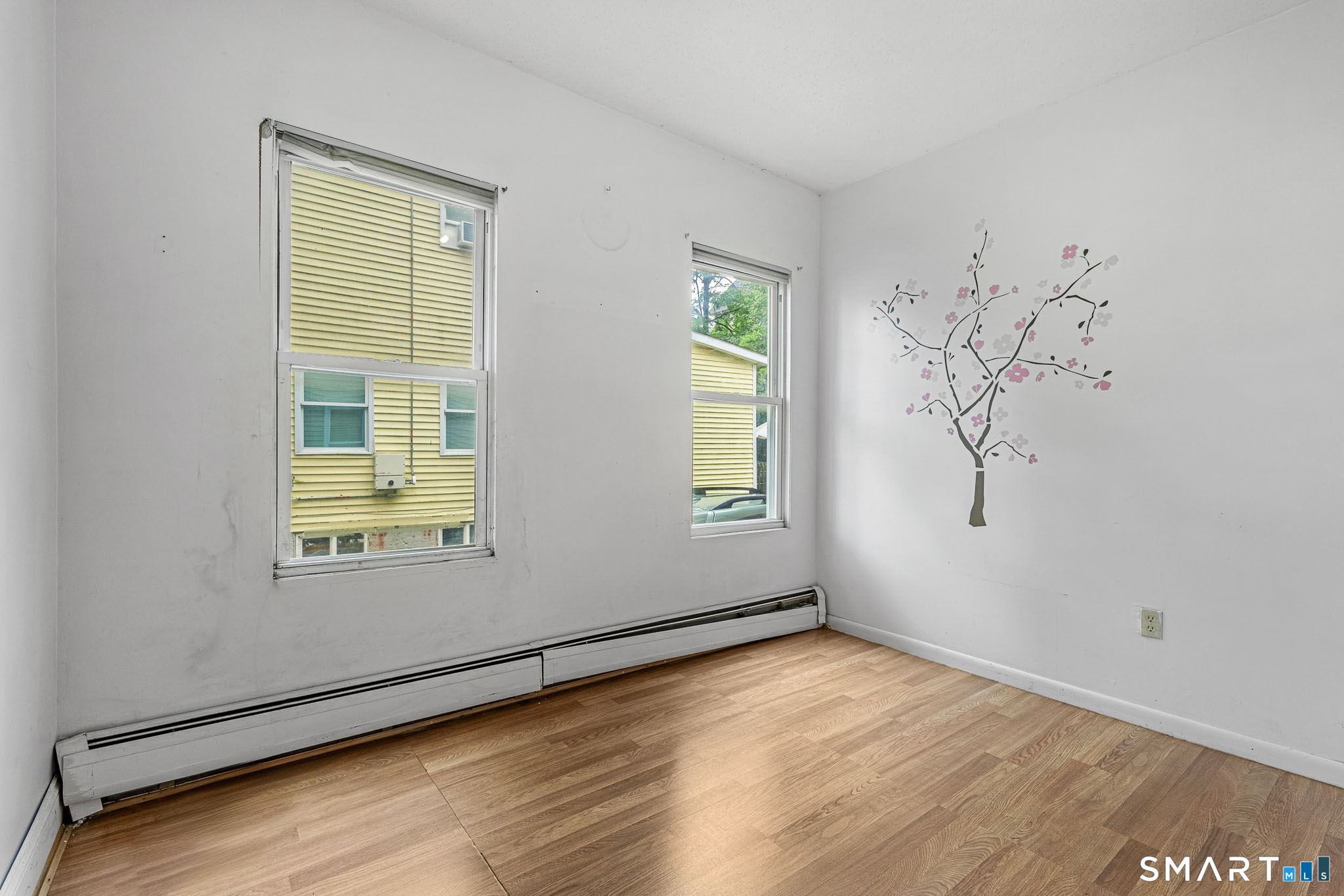 380 Chestnut Street Property Photo 8