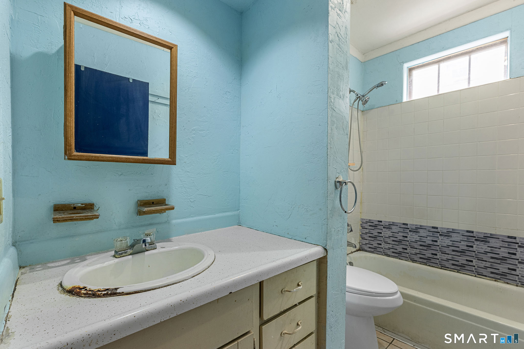 380 Chestnut Street Property Photo 9