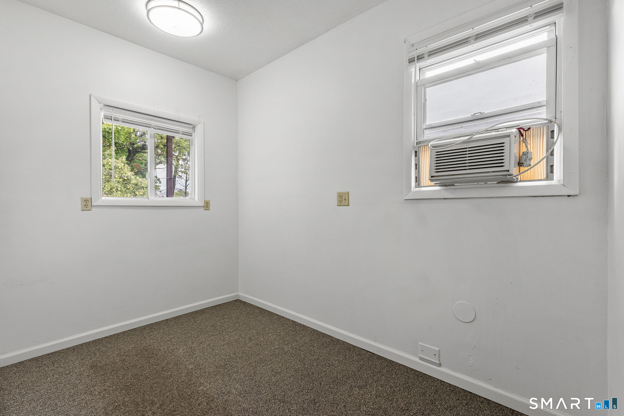 380 Chestnut Street Property Photo 18